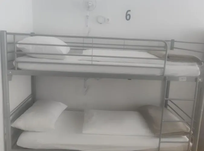 Ch-hostel *